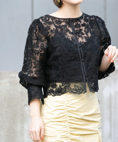 KBF（ケイビーエフ）の「オーガンジーフラワークロップドブラウス（シャツ/ブラウス・レディース・アイボリー/ブラック/ブルー系その他・ONE）」の13枚目の写真