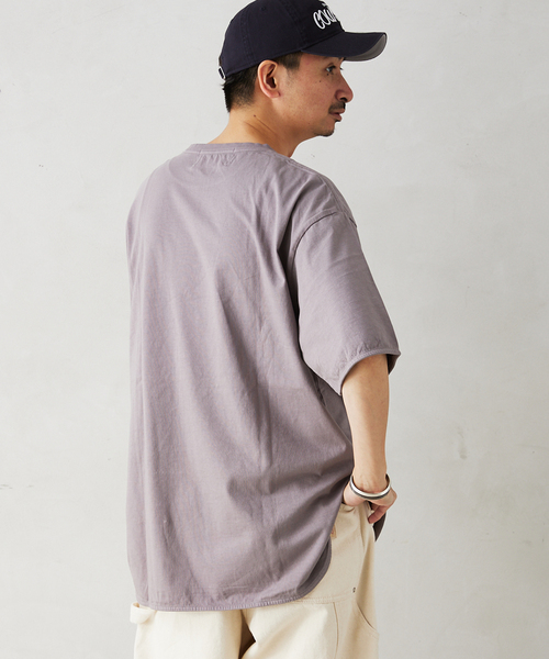 JOURNAL STANDARD relume（ジャーナルスタンダード　レリューム）の「《追加》レイヤードラウンド スリットTシャツ（Tシャツ/カットソー・メンズ・ホワイト/ベージュ系その他/グレー/ブラック系その他/サックスブルー・SMALL/LARGE/MEDIUM）」の7枚目の写真