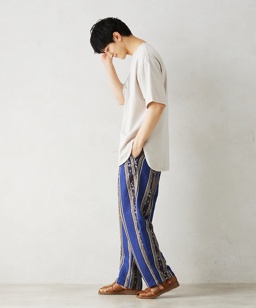 JOURNAL STANDARD relume（ジャーナルスタンダード　レリューム）の「《追加》レイヤードラウンド スリットTシャツ（Tシャツ/カットソー・メンズ・ホワイト/ベージュ系その他/グレー/ブラック系その他/サックスブルー・SMALL/LARGE/MEDIUM）」の20枚目の写真