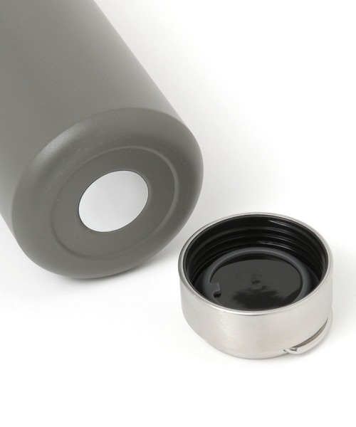 LAKOLE(ラコレ)の「【保温保冷】ハンドル付き真空ボトル(1L) / 993456(水筒・レディース・ホワイト/チャコール/カーキ・FREE)」の8枚目の写真