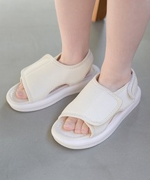 b・ROOM | パカっと開いてる履きやすいメッシュフラットサンダル(スニーカー)