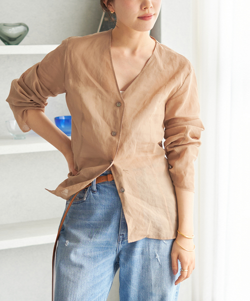 plage（プラージュ）の「SHEER COTTON VN ブラウス（シャツ/ブラウス・レディース・ベージュ/アイボリー・FREE）」の2枚目の写真