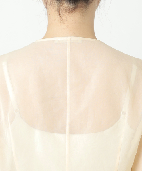 plage（プラージュ）の「SHEER COTTON VN ブラウス（シャツ/ブラウス・レディース・ベージュ/アイボリー・FREE）」の22枚目の写真