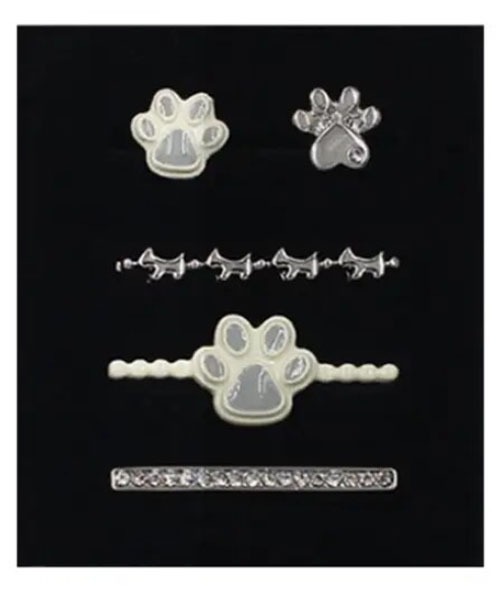 TONE SELECT GOODS（トーンセレクトグッズ）の「【float】Apple Watch/アップルウォッチ/4連 肉球 犬モチーフ バンド ベルト アクセサリー（アナログ腕時計・レディース・シルバー/ピンクゴールド/ゴールド・FREE）」の2枚目の写真