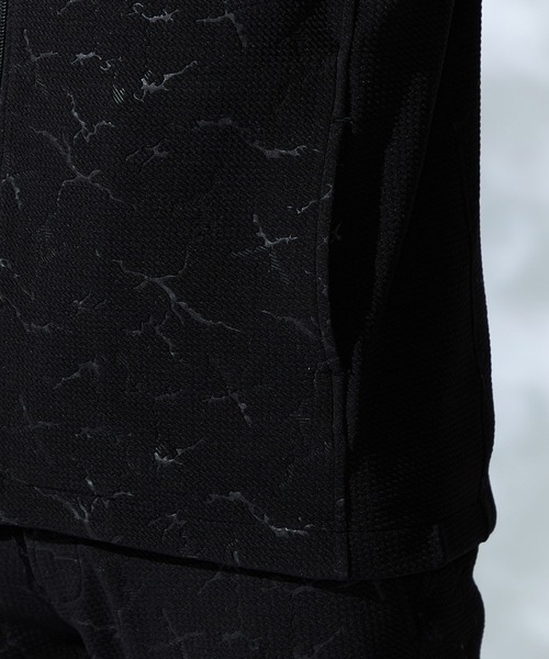 HIDEAWAYS NICOLE（ハイダウェイニコル）の「アラカルトエンボス5分袖フルジップパーカー（パーカー・メンズ・ホワイト系/ブラック/オフホワイト/ブラック系・MEDIUM/LARGE/X-LARGE）」の14枚目の写真