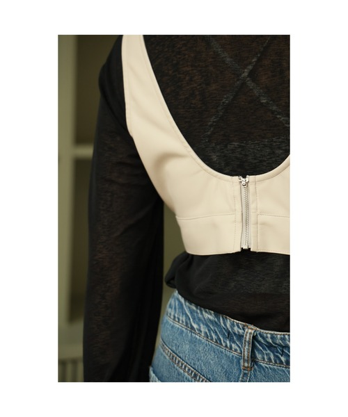Vicente（ヴィセンテ）の「Pleather bustier top（キャミソール・レディース・ホワイト/ブラック・FREE）」の5枚目の写真