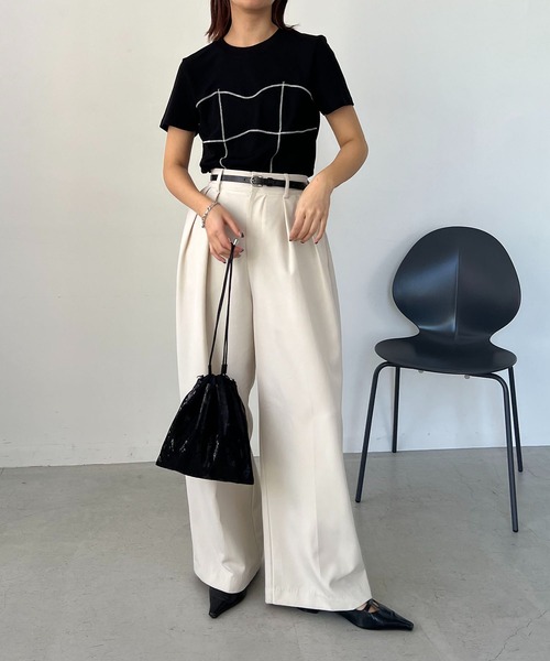 CAPRICIEUX LE'MAGE(カプリシューレマージュ)の「ステッチTシャツ(Tシャツ/カットソー・レディース・ブラック/オフホワイト/グリーン・FREE)」の10枚目の写真