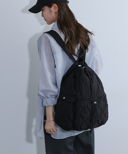 COLONY 2139（コロニートゥーワンスリーナイン）の「ドロストパファーリュック（バックパック/リュック・レディース・ブラック・FREE）」の5枚目の写真