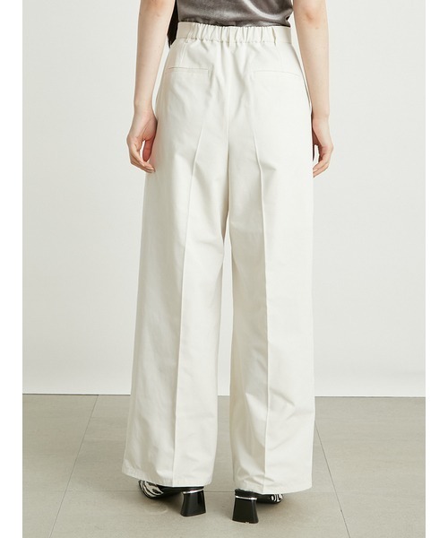 LILY BROWN（リリーブラウン）の「バルーンビスチェセットアップ（ワンピース・レディース・アイボリー/ブラック・1/0）」の15枚目の写真