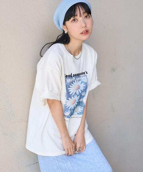 リナシメント RINASCIMENTO フラワーペイントTシャツ （var.Iris） セール】flower painting Tシャツ/フラワーペインティングT