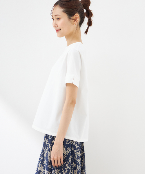 Petit Honfleur(プチオンフルール)の「【UVカット・接触冷感】汗じみ防止加工タックTシャツ(Tシャツ/カットソー・レディース・アイボリー/オレンジ/ネイビー・M/L)」の8枚目の写真