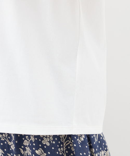 Petit Honfleur(プチオンフルール)の「【UVカット・接触冷感】汗じみ防止加工タックTシャツ(Tシャツ/カットソー・レディース・アイボリー/オレンジ/ネイビー・M/L)」の12枚目の写真