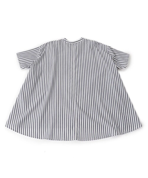one'sterrace(ワンズテラス)の「ポプリンバックフレアシャツ(シャツ/ブラウス・レディース・ブルー系その他7/ブラック系8/ネイビー系5・02)」の20枚目の写真