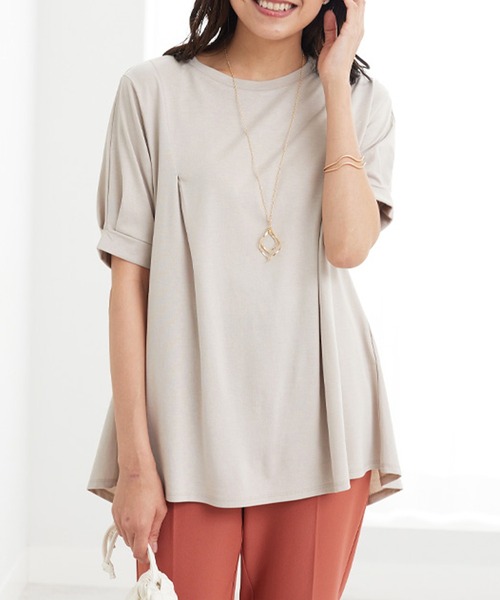 BELLUNA PLUS(ベルーナ)の「バックフレアーパフ袖プルオーバー(Tシャツ/カットソー・レディース・チャコール/グレイッシュベージュ/ワイン/セージグリーン・MEDIUM/LARGE/X-LARGE)」の3枚目の写真