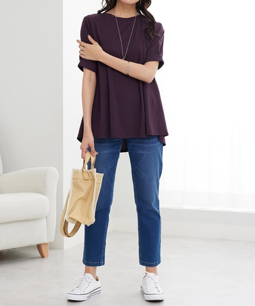 BELLUNA PLUS(ベルーナ)の「バックフレアーパフ袖プルオーバー(Tシャツ/カットソー・レディース・チャコール/グレイッシュベージュ/ワイン/セージグリーン・MEDIUM/LARGE/X-LARGE)」の16枚目の写真