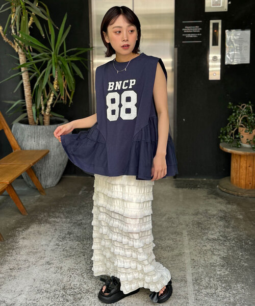 CIAOPANIC(チャオパニック)の「裾チュールドッキングロゴノースリーブトップス(Tシャツ/カットソー・レディース・ネイビー/オフホワイト/ピンク・ONE SIZE)」の7枚目の写真