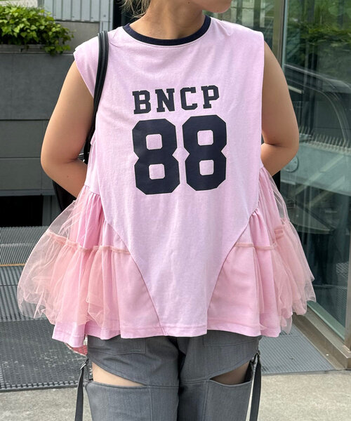 CIAOPANIC(チャオパニック)の「裾チュールドッキングロゴノースリーブトップス(Tシャツ/カットソー・レディース・ネイビー/オフホワイト/ピンク・ONE SIZE)」の4枚目の写真