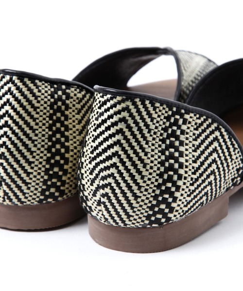 studio CLIP(スタディオクリップ)の「柔らかセパレートサンダル(サンダル・レディース・ベージュ/ブラック・LARGE/MEDIUM)」の20枚目の写真