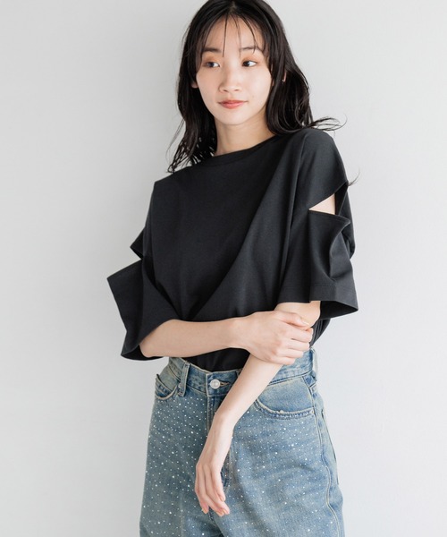 LOWRYS FARM（ローリーズファーム）の「カットアウトＴＳＳ 108512（Tシャツ/カットソー・レディース・ホワイト/ブラック・FREE）」の2枚目の写真