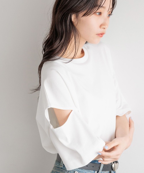 LOWRYS FARM（ローリーズファーム）の「カットアウトＴＳＳ 108512（Tシャツ/カットソー・レディース・ホワイト/ブラック・FREE）」の7枚目の写真