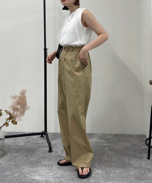 fredy emue(フレディエミュ)の「イージーストレートパンツ(その他パンツ・レディース・ネイビー/ベージュ/ブラック・36/38)」の15枚目の写真