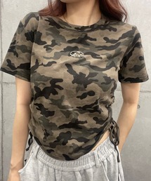 ROGER AND RAW（ロジャーアンドロウ）の「プレート付サイドシャーリングクロップド丈Ｔシャツ（Tシャツ/カットソー）」