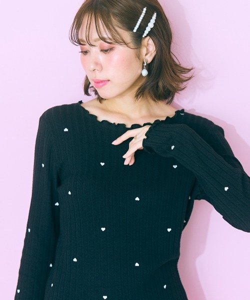 marun（マルン）の「＜大きいサイズ＞ハート刺しゅうトップス  marun（Tシャツ/カットソー・レディース・アイボリー/ブラック・LL/5L/L/4L/3L）」の15枚目の写真