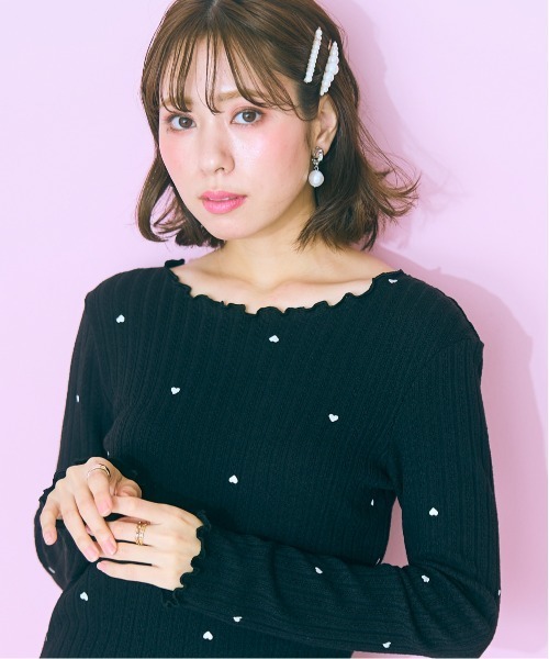 marun（マルン）の「＜大きいサイズ＞ハート刺しゅうトップス  marun（Tシャツ/カットソー・レディース・アイボリー/ブラック・LL/5L/L/4L/3L）」の16枚目の写真