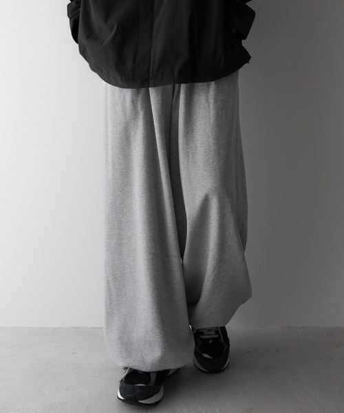 remer（リメール）の「loose heavy sweat wide PT / ルーズヘビースウェットワイドパンツ（スウェットパンツ・メンズ・ブラック/グレー・SMALL/X-SMALL/LARGE/MEDIUM）」の9枚目の写真