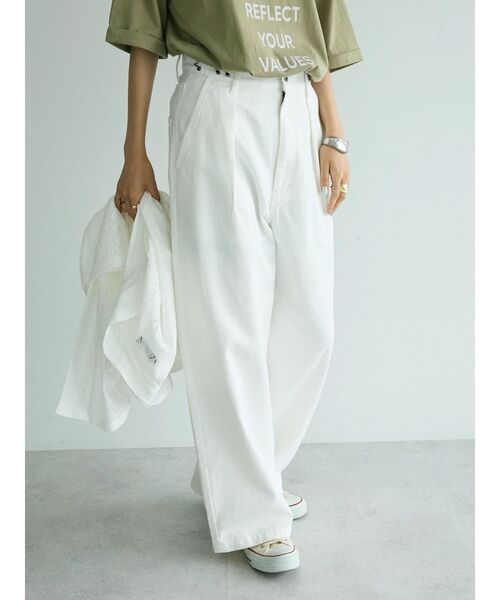 CRAFT STANDARD BOUTIQUE（クラフトスタンダードブティック）の「ホワイトデニムハイウエストワイドパンツ（デニムパンツ・レディース・ホワイト・L/M/S）」の4枚目の写真