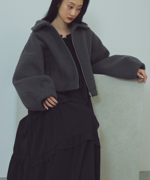 paravion（パラビオン）の「ジップショートブルゾン（ブルゾン・レディース・ダークグレー/アイボリー・FREE）」の17枚目の写真