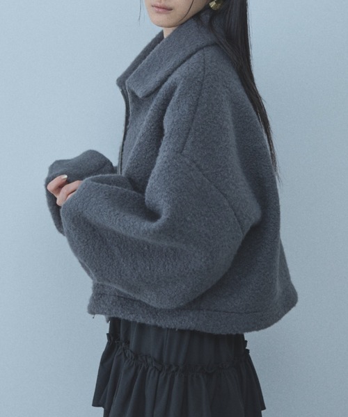 paravion（パラビオン）の「ジップショートブルゾン（ブルゾン・レディース・ダークグレー/アイボリー・FREE）」の7枚目の写真