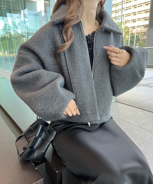 paravion（パラビオン）の「ジップショートブルゾン（ブルゾン・レディース・ダークグレー/アイボリー・FREE）」の21枚目の写真