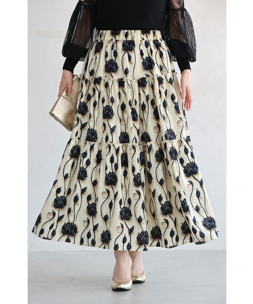 清らかな花を咲かせる蓮のティアードミディアムスカート（スカート）｜CAWAII（カワイイ）