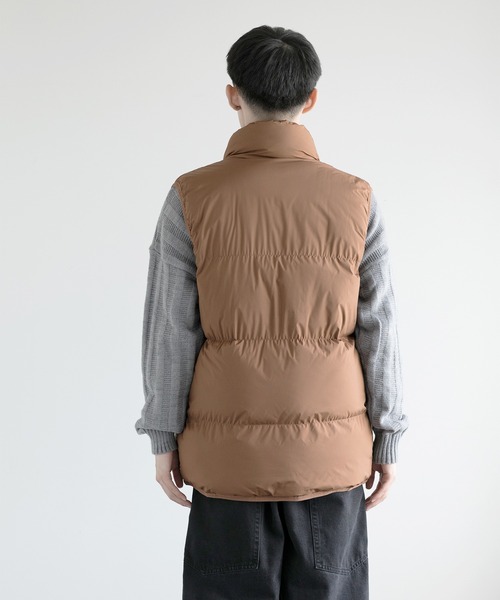 aimoha(アイモハ)の「aimoha men Nature Scout Vest (AW)(ダウンベスト・メンズ・ベージュ/ブラック/グレー/チョコ・MEDIUM/LARGE/X-LARGE/XX-LARGE/XXX-LARGE)」の14枚目の写真