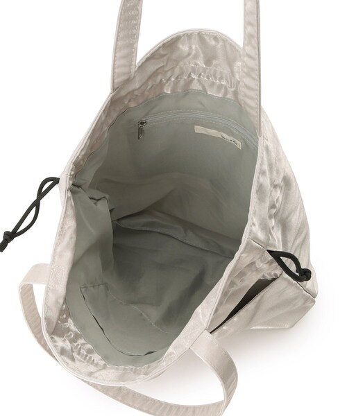 SHOO・LA・RUE（シューラルー）の「◆シーズンレスで使える シャイニー巾着トートバッグ（トートバッグ・レディース・ブラック/カーキ/シルバー・00）」の12枚目の写真