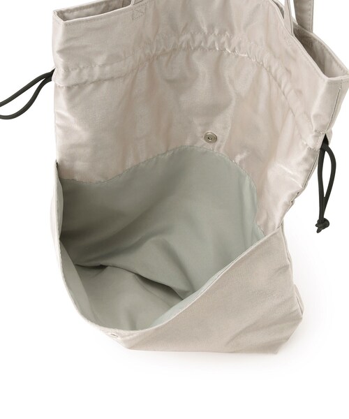 SHOO・LA・RUE（シューラルー）の「◆シーズンレスで使える シャイニー巾着トートバッグ（トートバッグ・レディース・ブラック/カーキ/シルバー・00）」の16枚目の写真