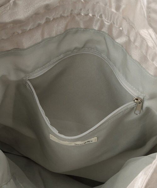 SHOO・LA・RUE（シューラルー）の「◆シーズンレスで使える シャイニー巾着トートバッグ（トートバッグ・レディース・ブラック/カーキ/シルバー・00）」の17枚目の写真