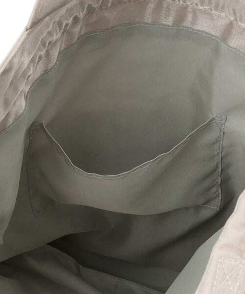 SHOO・LA・RUE（シューラルー）の「◆シーズンレスで使える シャイニー巾着トートバッグ（トートバッグ・レディース・ブラック/カーキ/シルバー・00）」の18枚目の写真