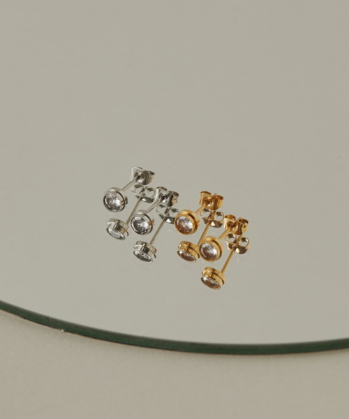 ciite' surgical stainless(シーテサージカルステンレス)の「【 金属アレルギー対応 】 シンプルビジューピアス サージカルステンレス (両耳用)(ピアス(両耳用)・レディース・シルバー/ゴールド・FREE)」の13枚目の写真