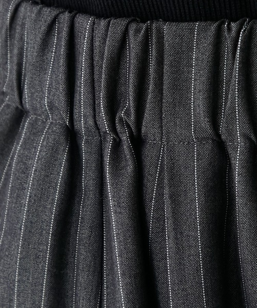 forksy.(フォルクシー)の「【forksy.】ツイルストライプカーブパンツ(スラックス・レディース・グレー/ブラック/ネイビー・FREE)」の6枚目の写真