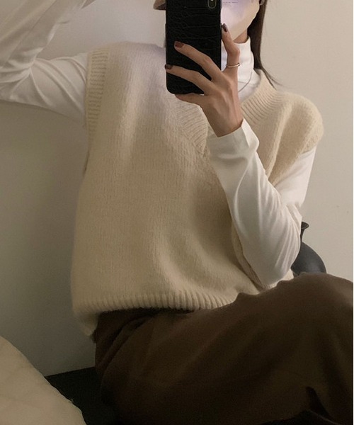 MAISON DE THERESE(メゾン ド テレーズ)の「Vネックノースリーブニットベスト(ニット/セーター・レディース・グレー/ピンク/カーキ/アイボリー/ブラック・FREE)」の7枚目の写真