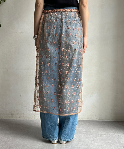 DouDou（ドゥドゥ）の「チュール刺繍オーバースカート（スカート・レディース・ブラック/サーモンピンク・FREE）」の6枚目の写真