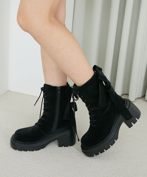 MAJESTIC LEGON（マジェスティックレゴン）の「【WEB限定アイテム】ダブルリボンレースアップブーツ（ブーツ・レディース・ブラック・LARGE/MEDIUM/SMALL）」の4枚目の写真