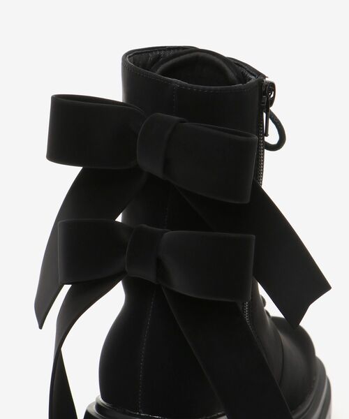 MAJESTIC LEGON（マジェスティックレゴン）の「【WEB限定アイテム】ダブルリボンレースアップブーツ（ブーツ・レディース・ブラック・LARGE/MEDIUM/SMALL）」の15枚目の写真