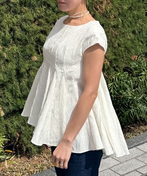 JENNE(ジェンヌ)の「ジャガードスクリュートップス(Tシャツ/カットソー・レディース・ホワイト/ブラック・SMALL/LARGE/MEDIUM)」の19枚目の写真