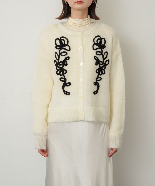 SENSE OF PLACE by URBAN RESEARCH(センスオブプレイスバイアーバンリサーチ)の「コードシシュウカーディガン(カーディガン/ボレロ・レディース・ブラック/アイボリー/ブラウン・ONE)」の17枚目の写真