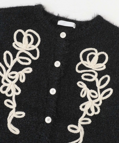 SENSE OF PLACE by URBAN RESEARCH(センスオブプレイスバイアーバンリサーチ)の「コードシシュウカーディガン(カーディガン/ボレロ・レディース・ブラック/アイボリー/ブラウン・ONE)」の7枚目の写真