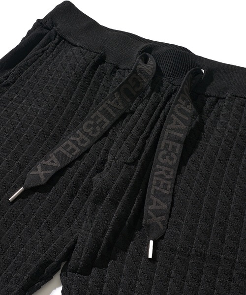 1PIU1UGUALE3  RELAX （ウノピゥウノウグァーレトレ リラックス）の「【1PIU1UGUALE3 RELAX】SQUARE PATTERN KNIT HOODIE / スクエアパターンニットイージーパンツ（その他パンツ・メンズ・ブラック/ホワイト・MEDIUM/LARGE/X-LARGE）」の7枚目の写真