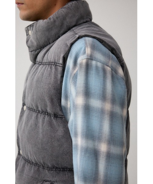 AZUL by moussy（アズールバイマウジー）の「ヴィンテージ中綿ベスト（ダウンベスト・メンズ・ブルー/ブラック・MEDIUM/LARGE）」の10枚目の写真